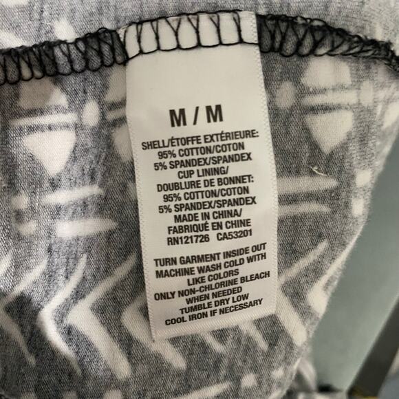 Aeropostale Camisole Crop Top Womens Size M Black & White Pattern Stretchy - Picture 5 of 7